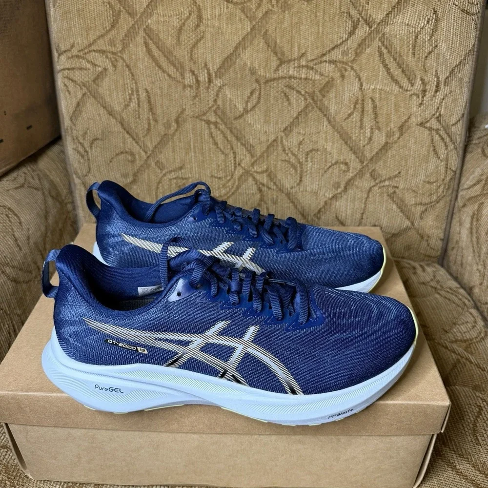 Asics excellent used